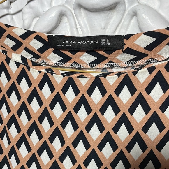Zara Patterned Top - Picture 2 of 3
